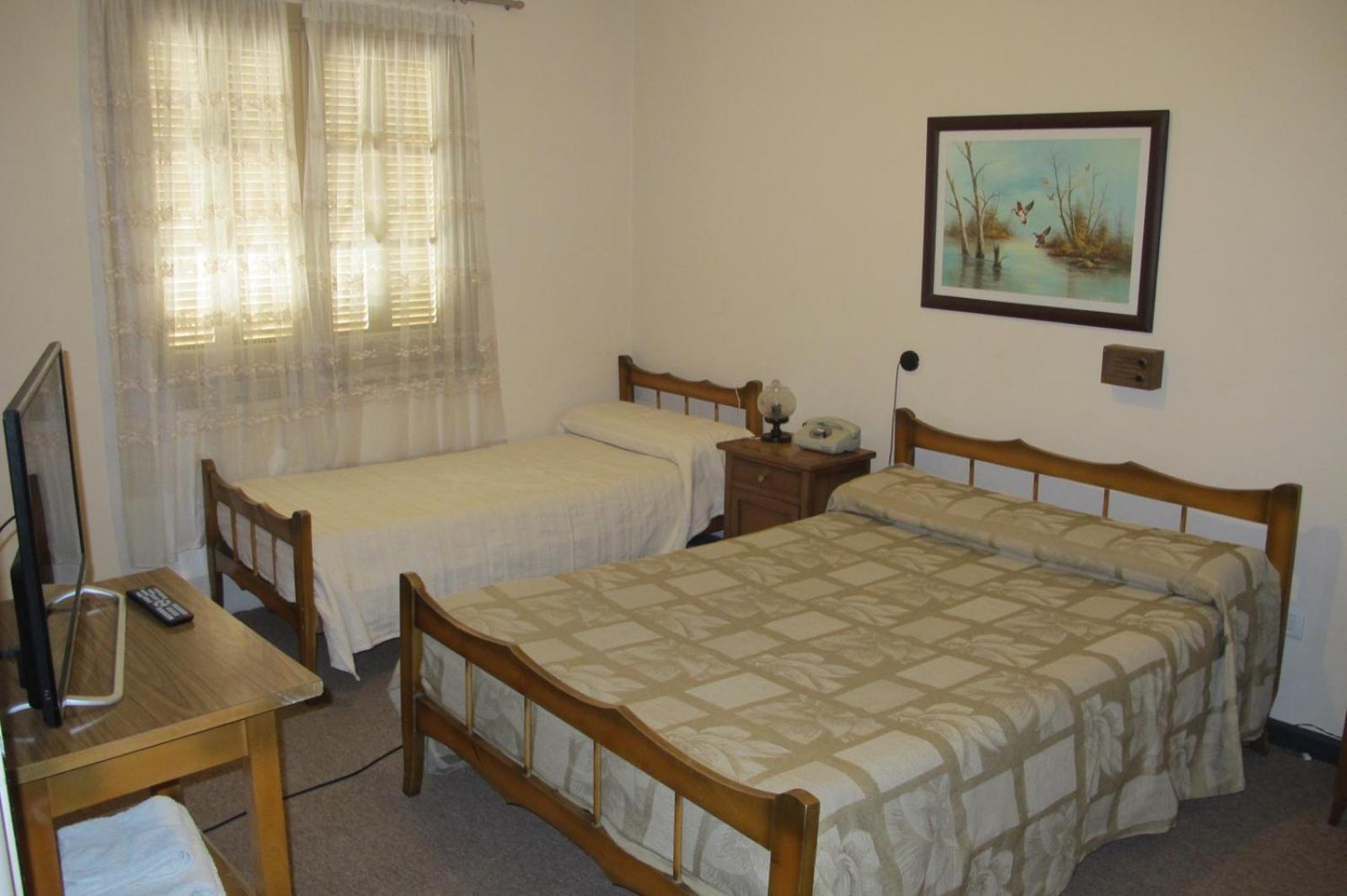 Hotel Emperador Necochea Esterno foto