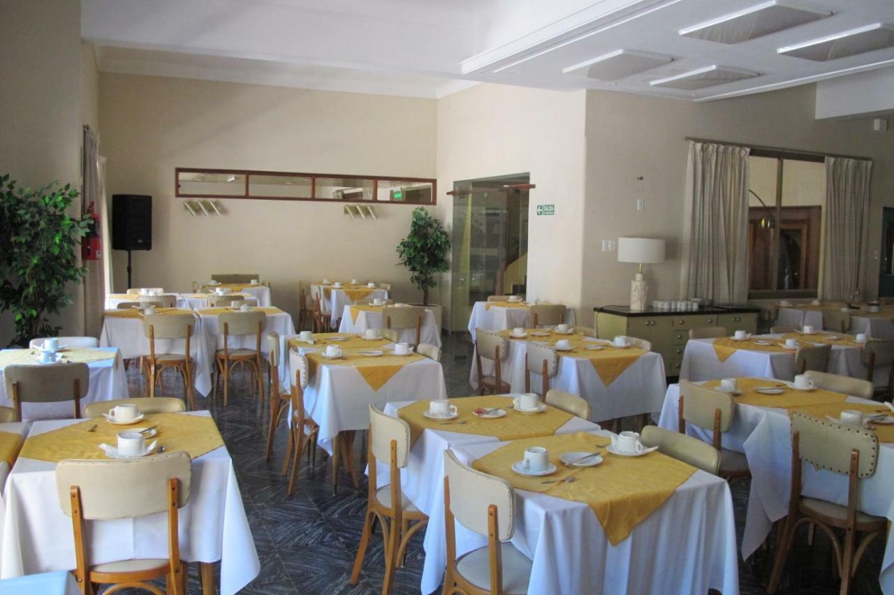 Hotel Emperador Necochea Esterno foto