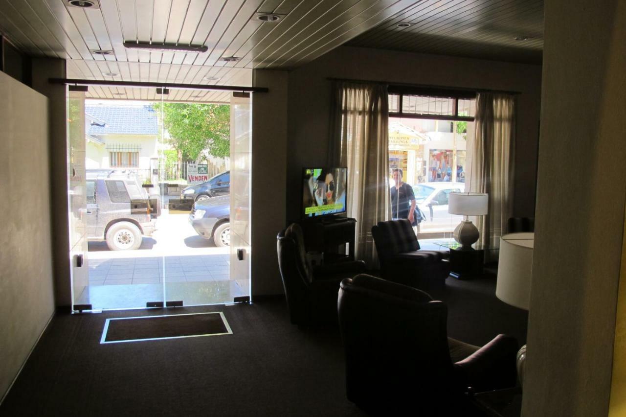 Hotel Emperador Necochea Esterno foto