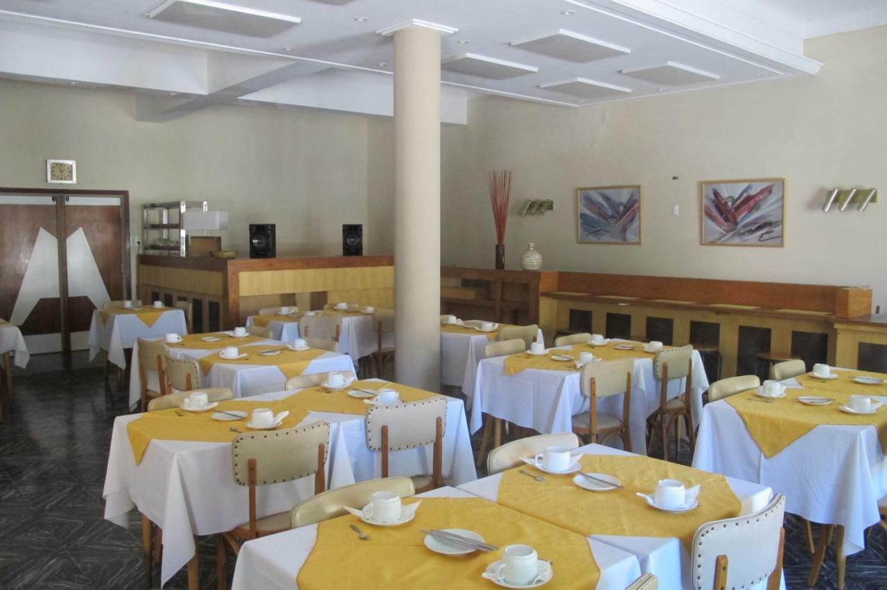 Hotel Emperador Necochea Esterno foto